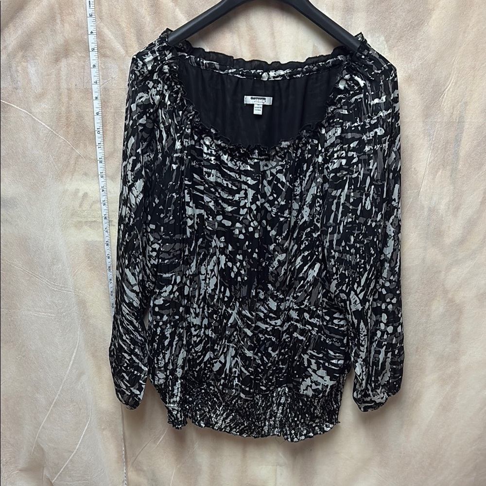 Black and White Ruched Long Sleeve Blouse